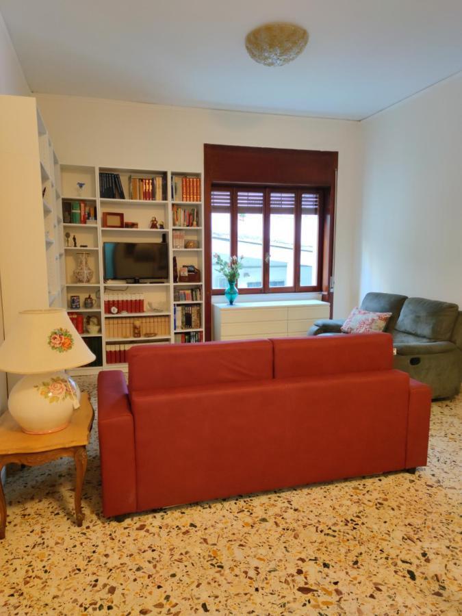Casa Vacanze "A Casa Di Maria" Napoli Bagian luar foto