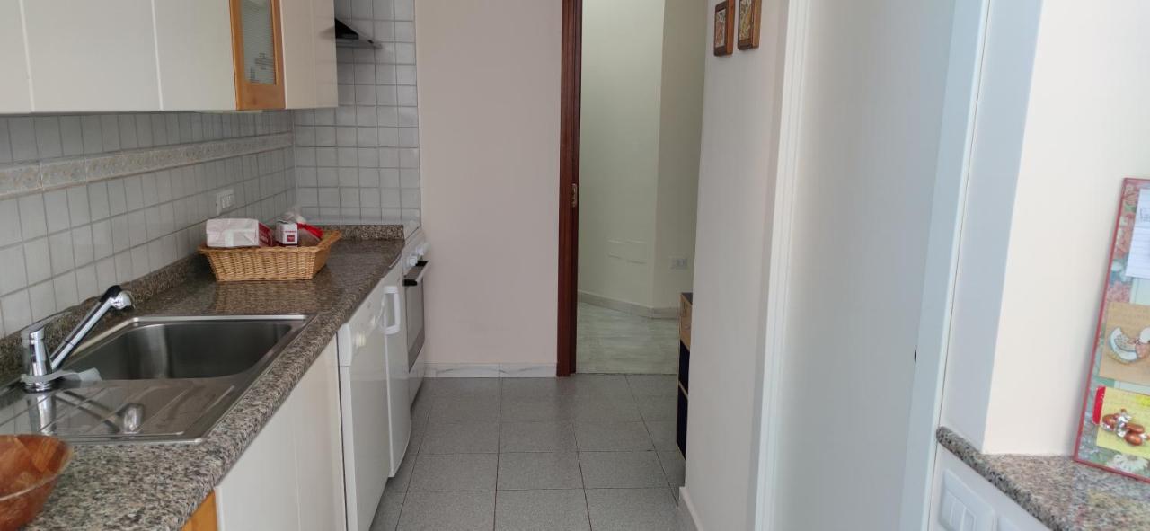 Casa Vacanze "A Casa Di Maria" Napoli Bagian luar foto