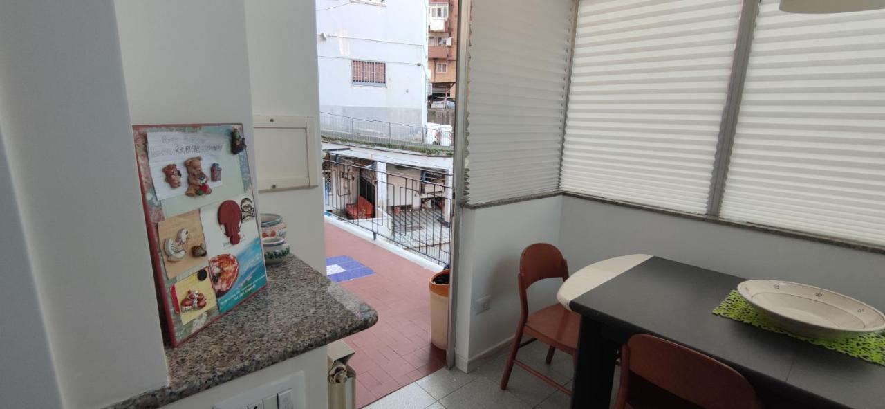 Casa Vacanze "A Casa Di Maria" Napoli Bagian luar foto